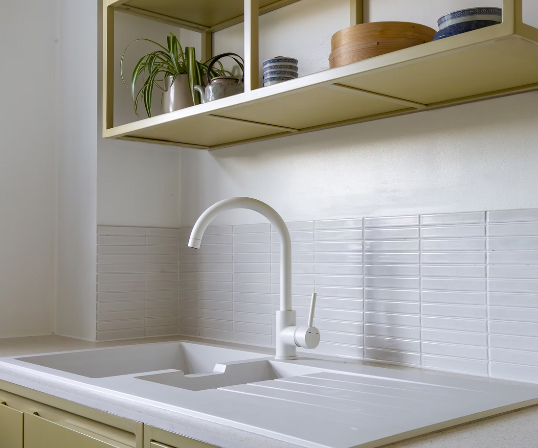 U-Shaped Small Bespoke Kitchen | Wallington