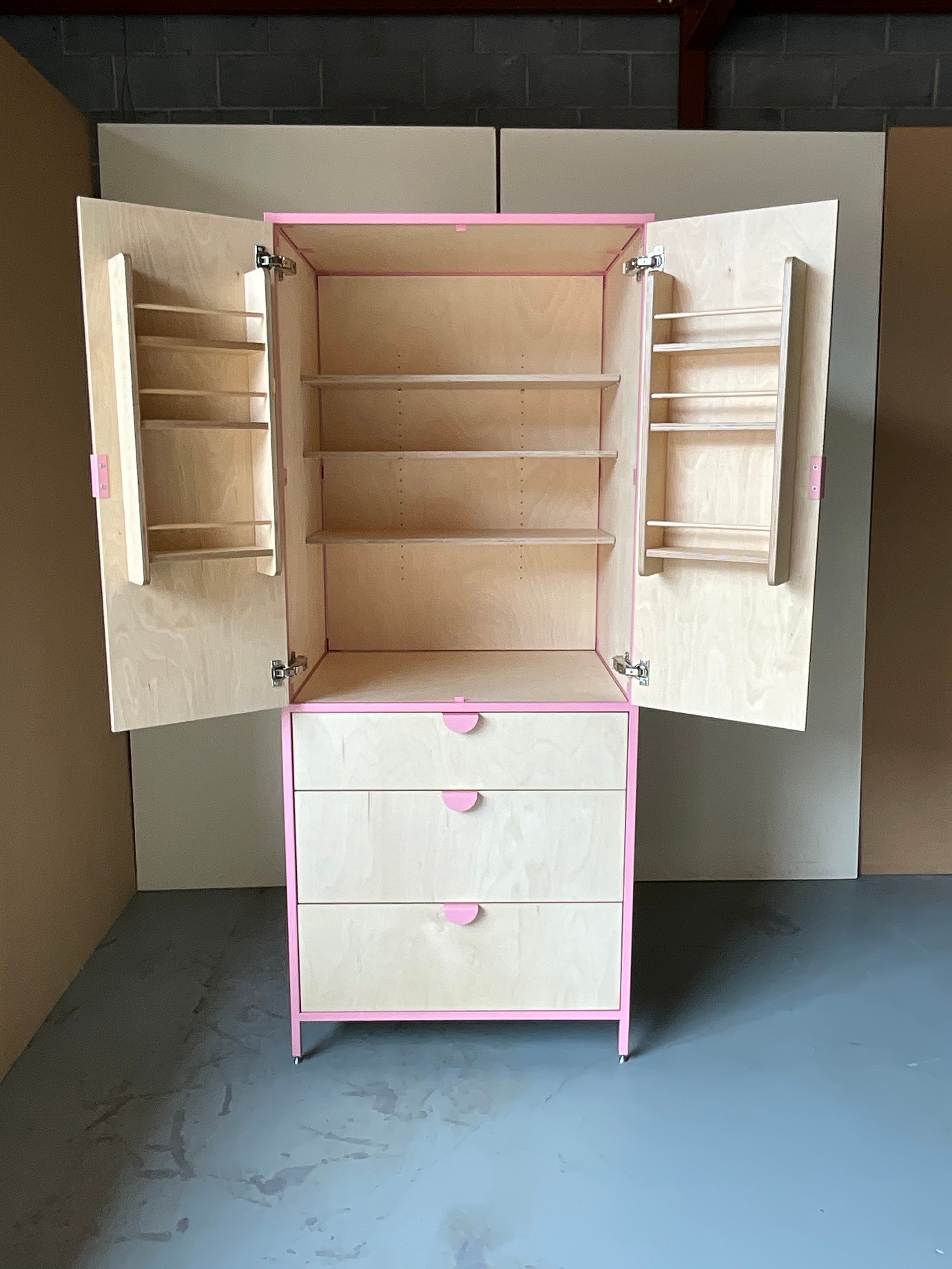 Classic Jetsam Made Larder.